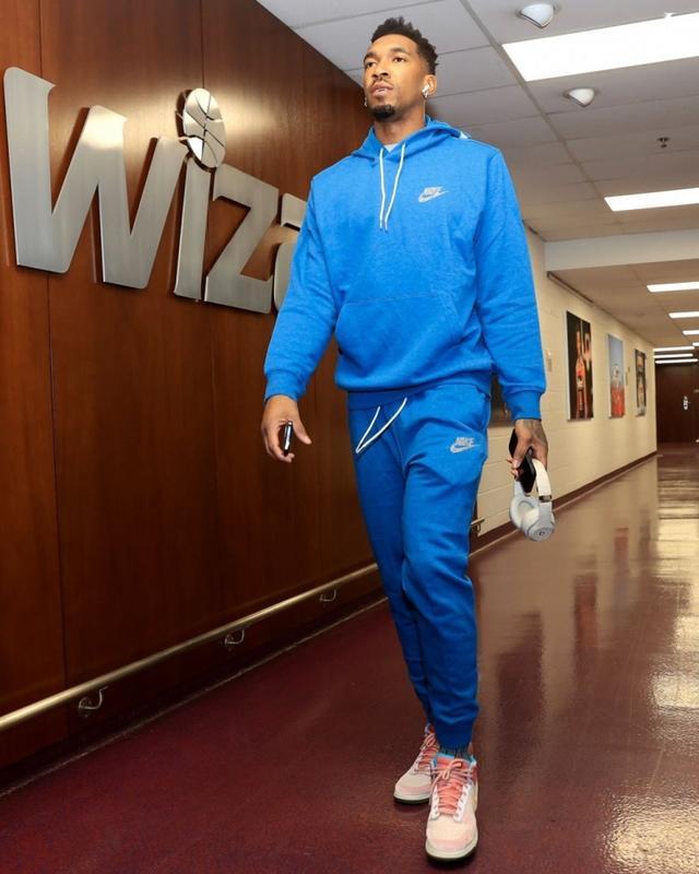 三强格局逐 三强格局逐