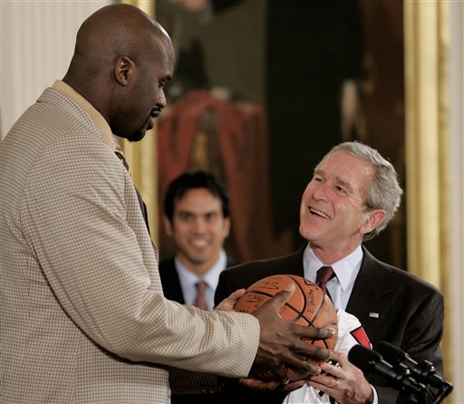 球发起的副 球发起的副